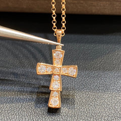 CROCE PEDANT DIAMOND NECKLACE