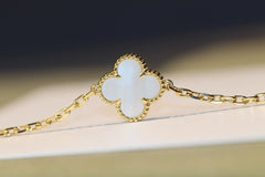 CLOVER 20 MOTIFS WHITE MOP GOLD