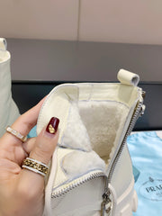 PRADA 25S SNOW BOOTS IN WHITE CALFSKIN