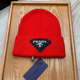 BEANIE HAT IN CHERRY RED WOOL 431358