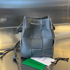 SMALL CASSETTE BUCKET 18 IN DAVY'S GRAY CALFSKIN