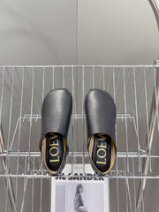 LW TOY SLIPPER BLACK CALFSKIN