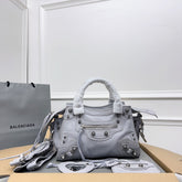 NEO CAGOLE 26 IN GREY LAMBSKIN