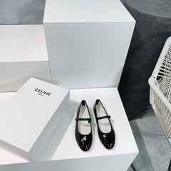 BALLET FLAT IN BLACK CALFSKIN