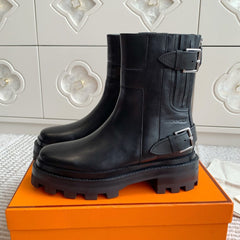 JAIME ANKLE BOOT IN BLACK CALFSKIN