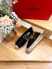 FLAT ESPADRILLE IN BLACK CALFSKIN 2 CM WITH STUDS