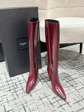 YSL 25S PLATFORM KNEE-HIGH BOOTS 70 MM IN WINE RED LAMBSKIN