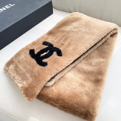 CHANEL 25S SCARF 120 IN FAUX FUR 876435