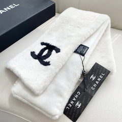 CHANEL 25S SCARF 120 IN FAUX FUR 876436