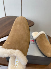 PRADA 25S CLOGS IN LIGHT BROWN SUEDE FUR-LINED