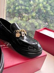 ROGER VIVIER 25S RANGERS CHAIN LOAFER IN BLACK GLOSSY CALFSKIN