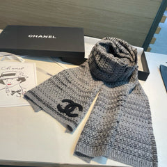 CHANEL 25S SCARF 180 IN CASHMERE 931425