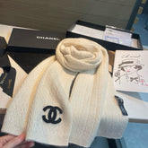 CHANEL 25S SCARF 200 IN CASHMERE 932411