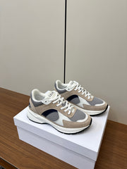 RUNNER CR-03 LOW LACE-UP SNEAKER IN PEANUT BROWN SUEDE AND WHITE CALFSKIN