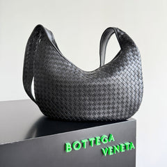 BOTTEGA VENETA 25S LARGE VENETO BAG 38 IN BLACK CALFSKIN SILVER HARDWARE