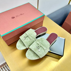 LP SANDALS 25S IN SAGE GREEN SUEDE WITH SILVER HARDWARE