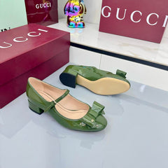 GG MARY JANE 25S IN MOSS GREEN LAMBSKIN WITH BOW