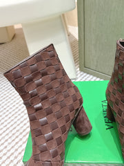 BOTTEGA VENETA 26S INTRECCIATO BOOTS 70 MM IN DARK BROWN SUEDE AND LAMBSKIN