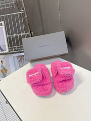 BALENCIAGA 25S SLIPPERS IN PINK FAUX SHEARLING