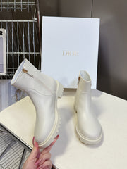 DIOR 25S D-MAJOR ANKLE BOOTS IN WHITE LAMBSKIN WITH GOLD HARDWARE