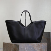 YSL 25S Y TOTE 50 IN BLACK CALFSKIN GOLD HARDWRE