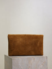 YSL 25S CASSANDRE LARGE ENVELOPE POUCH 29 IN BURNT UMBER SUEDE GOLD HARDWRE