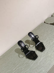 YSL 25S OPYUM HIGH-HEEL SANDALS 100 MM IN BLACK LAMBSKIN