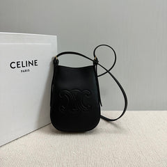 PHONE POUCH HELOISE 19 IN BLACK SUPPLE CALFSKIN