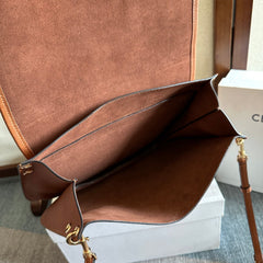 CELINE 25S BESACE SOFT TRIOMPHE 32MM IN BROWN SUPPLE SHINY LAMBSKIN