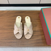 FLAT SLIPPERS IN LIGHT PINK SUEDE