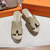 HM 25S HIGH WEDGE SANDALS IN WARM BEIGE LAMBSKIN STYLE 17