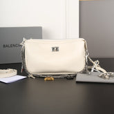 CHAIN CLASSIC BAG 22 IN WHITE SMOOTH CALFSKIN SILVER HARDWARE