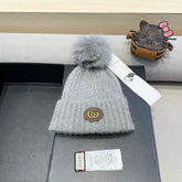 BEANIE HAT IN LIGHT GRAY WOOL 422455