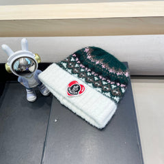 BEANIE HAT IN COLORFUL WOOL 438144