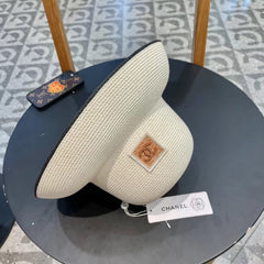 STRAW CLOCHE HAT WHITE 672755