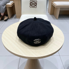 BERET HAT BLACK WITH LOGO 672662