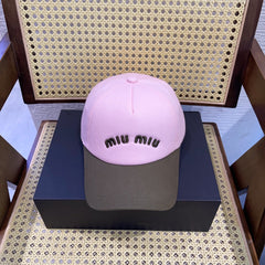 MM BASEBALL CAP IN SHAMPOO PINK FABRIC WITH LOGO EMBROIDERY