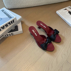 Ruby Mid - Heels With Black Bow Calfskin