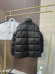 MONCLER 25S SQUARE-QUILTED DOWN JACKET 430