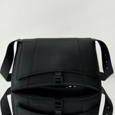 DOWNTOWN M CROSSBODY BAG 32 IN BLACK SOFT LAMBSKIN