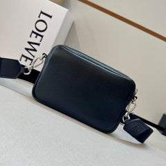 LOEWE 25S PEBBLE BAG 20 IN BLACK CALFSKIN SILVER HARDWARE