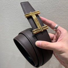 HM TRAVERSE BELT BUCKLE & REVERSIBLE CHOCOLATE BROWN AND BLACK LEATHER STRAP 38 MM GOLD HARDWARE