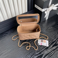 CHANEL 25S VANITY CASE 17 IN TAN BROWN PATENT CALFSKIN GOLD HARDWARE