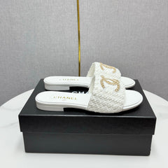 CC SLIDE SANDALS 25S IN WHITE FABRIC AND CALFSKIN WITH LOGO