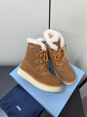 LACE-UP ANKLE BOOTS IN CAMEL SUEDE AND SHEARLING LINING