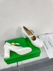 ATOMIC MARY-JANE PUMP 9 CM IN WHITE CALFSKIN
