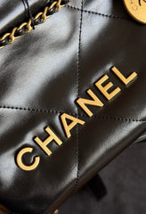 CC MINI HOBO HANDBAG 20 IN BLACK CALFSKIN GOLD-TONE HARDWARE