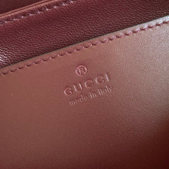 GUCCI 26S SIENA TOP HANDLE BAG 19 IN DARK RED CALFSKIN