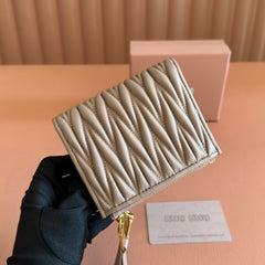 MIUMIU 26S SMALL MATELASSE CARD HOLDER 11 IN LIGHT BROWN CALFSKIN GOLD HARDWARE