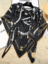 CHANEL 25S SCARF 140 CM IN CASHMERE SILK 943928